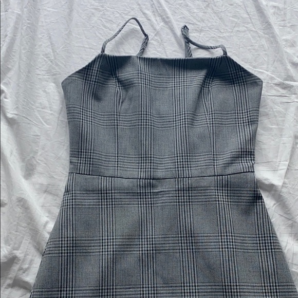 Aritzia | Wilfred Isabelle Dress (Grey/Black) - Picture 4 of 4